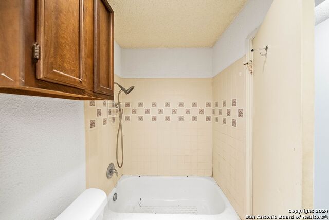 11415 Rousseau St Property Photo 17