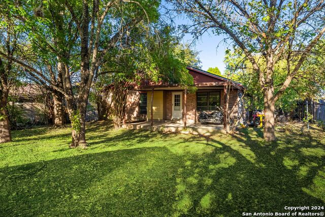 11415 Rousseau St Property Photo 27