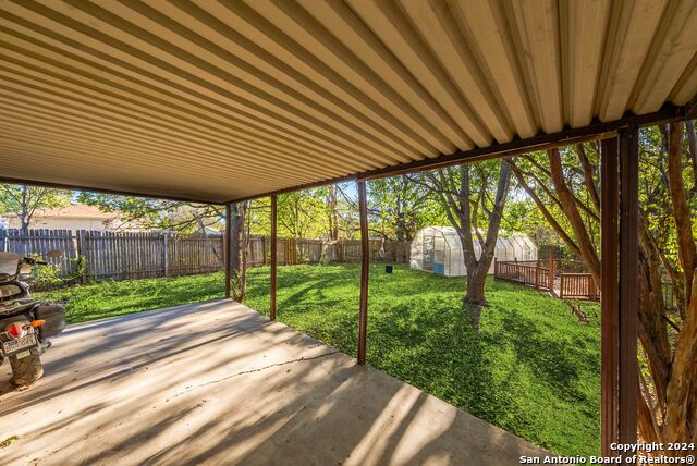 11415 Rousseau St Property Photo 32