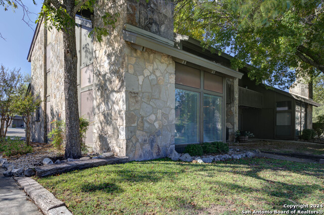 214 T Bar M Dr Property Photo 2