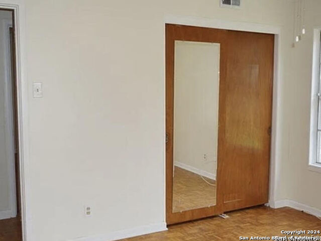 4102 Kirby Dr Property Photo 8