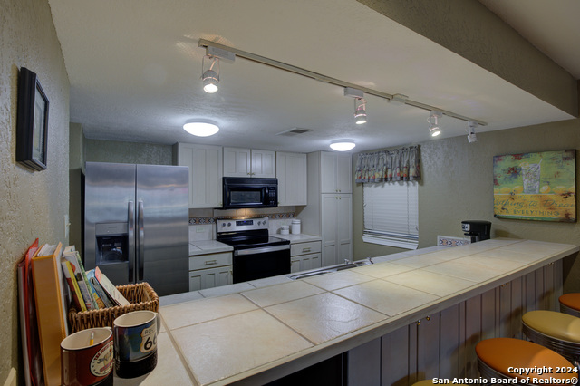 211 T Bar M Dr Property Photo 15