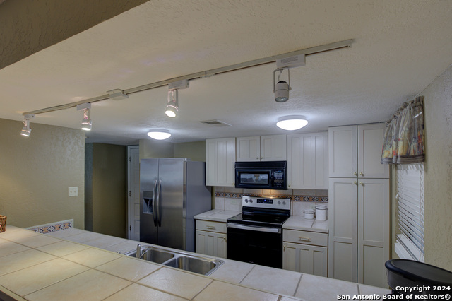211 T Bar M Dr Property Photo 19