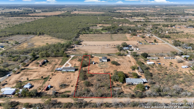 2240 County Road 5710 Property Photo 16