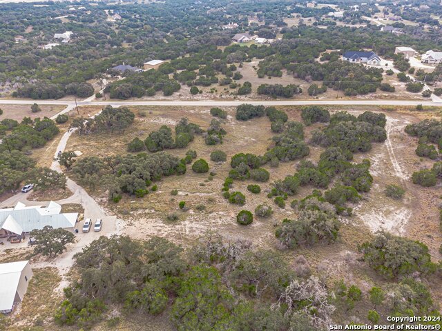 141 Mexican Hat Dr Property Photo 6
