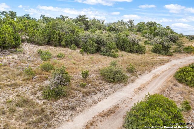 23514 Basse Cyn Property Photo 7