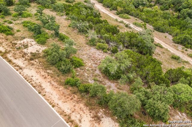 23514 Basse Cyn Property Photo 8