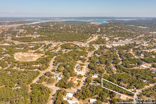 661 Valley Rdg Property Photo 4