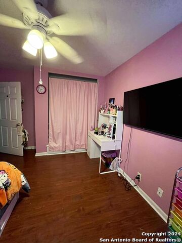 4811 Hershey Property Photo 4