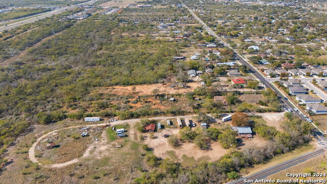 718 W Villaret Blvd Property Photo 5