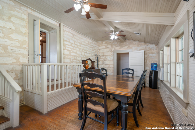 109 Waring Welfare Property Photo 12
