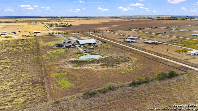 1300 Scull Rd Property Photo 13
