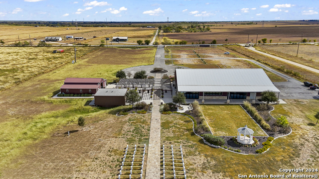 1300 Scull Rd Property Photo 16