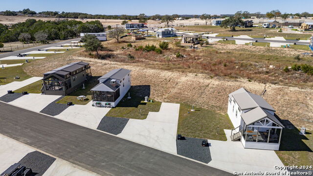 5386 Ranch Road 1376 #152 Property Photo 6