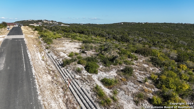 1142 Pr 2771 Private Road Property Photo 6