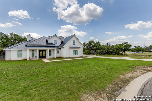 1142 Pr 2771 Private Road Property Photo 10