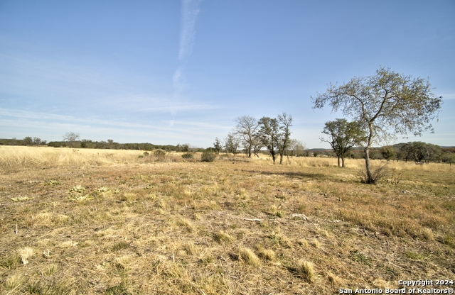 158 Seep Springs Property Photo 4