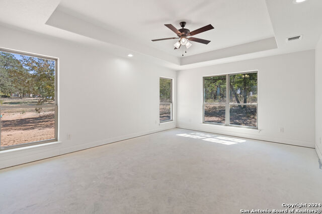 140 Great Oaks Blvd Property Photo 17