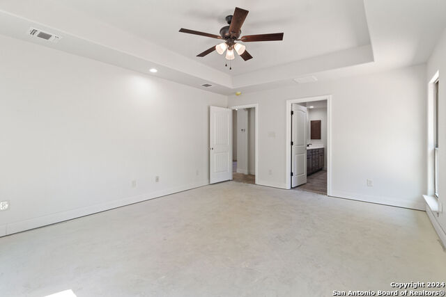 140 Great Oaks Blvd Property Photo 18