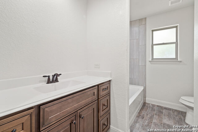 140 Great Oaks Blvd Property Photo 24