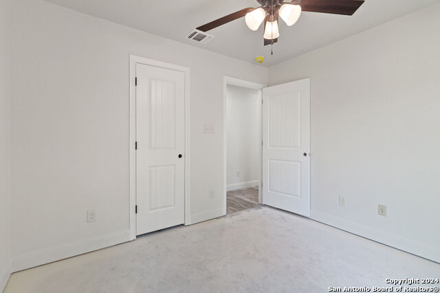 140 Great Oaks Blvd Property Photo 26