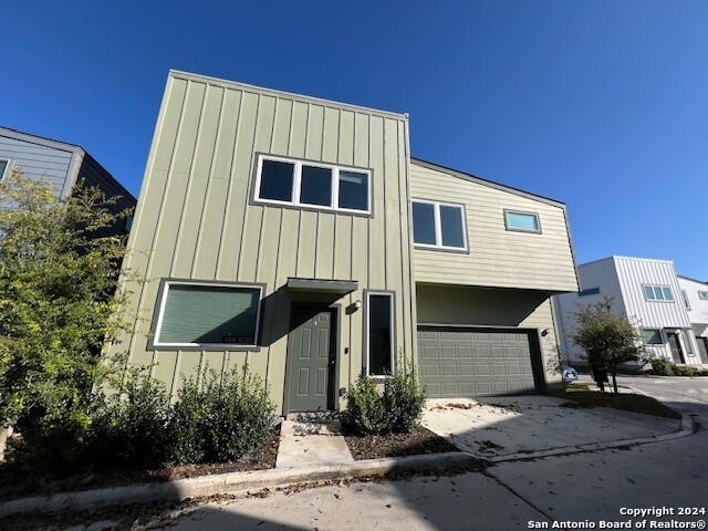210 Rainbow Dr Property Photo