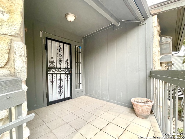 3843 Barrington St Property Photo 5