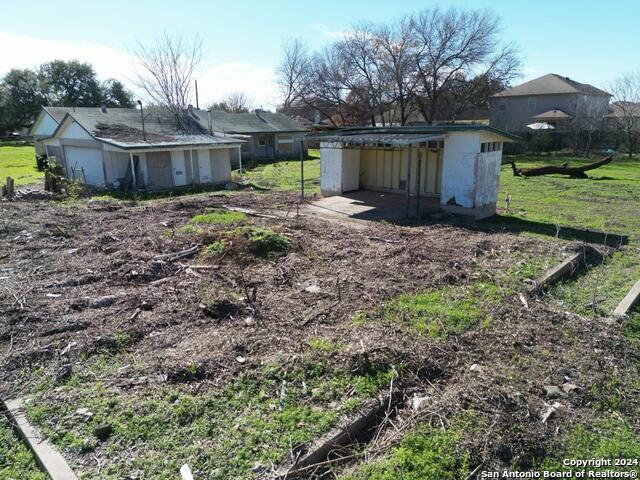 9819 Pagodia View Property Photo 8