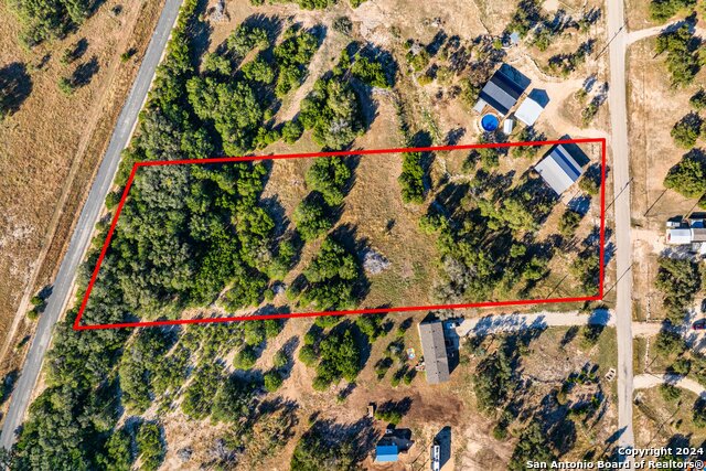 550 Private Rd 1505 Property Photo 9
