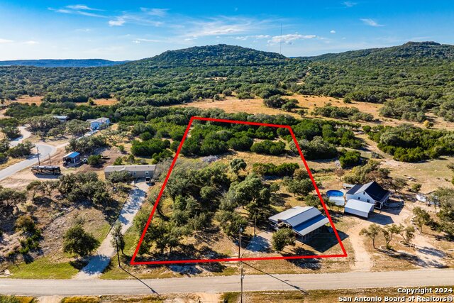 550 Private Rd 1505 Property Photo 10