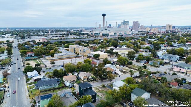 322 Cactus St Property Photo 5