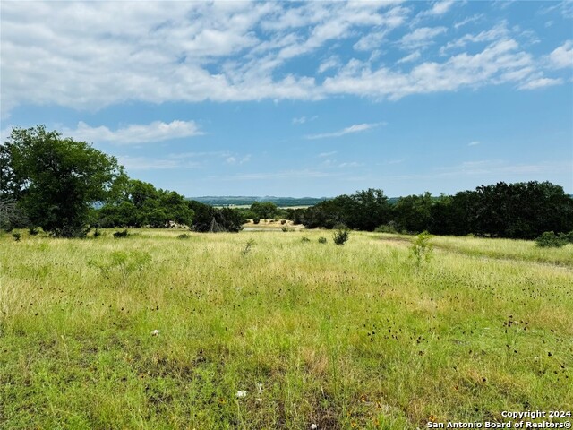 938 Lindeman Property Photo 3
