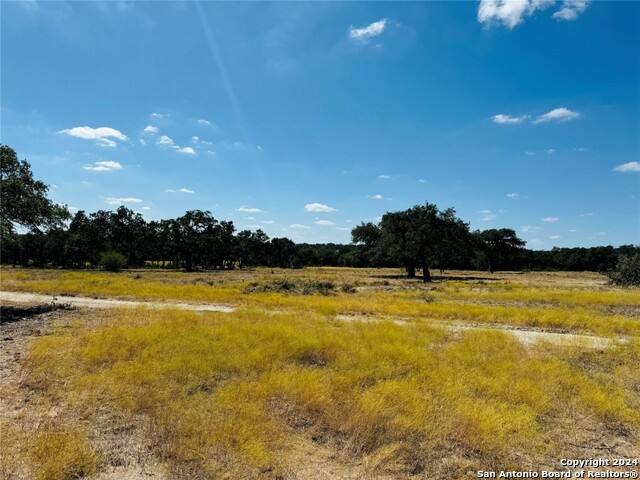 938 Lindeman Property Photo 4
