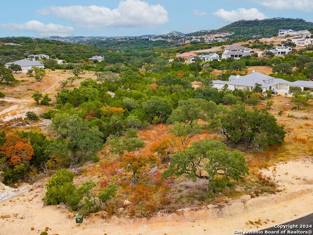 24335 Tres Arroyos Property Photo 10