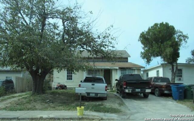 411 Carmel Ave Property Photo