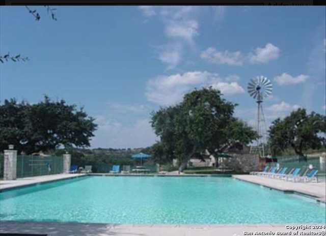 188 Merlin Property Photo 3