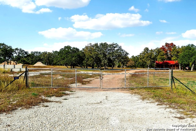 944 Fm 3351 Property Photo 5