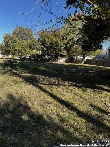 1052 Hayselton Ave Property Photo 4