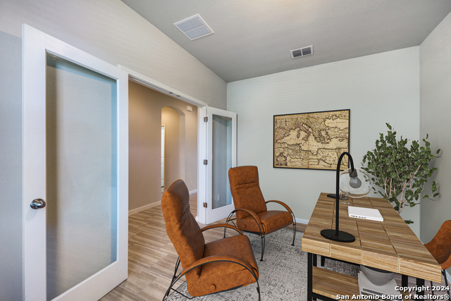 7939 Blackhawk Pass Property Photo 4