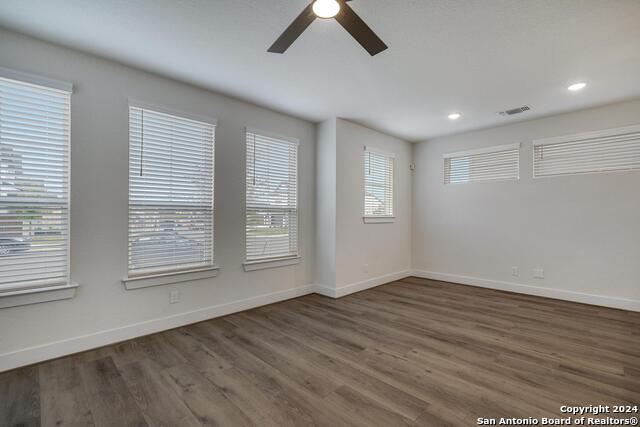 9607 Stillwater Pass Property Photo 8