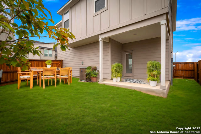 9607 Stillwater Pass Property Photo 34
