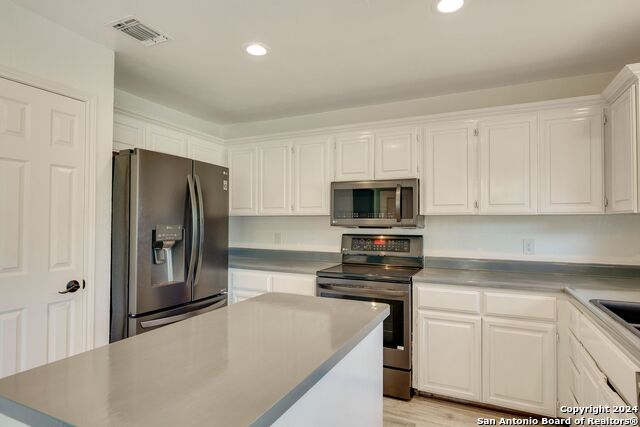 9380 Braun Rd 404d Property Photo 14