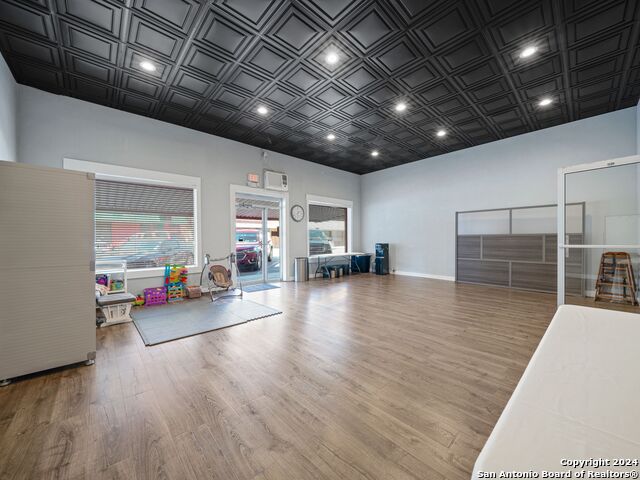 1006 C St Property Photo 7