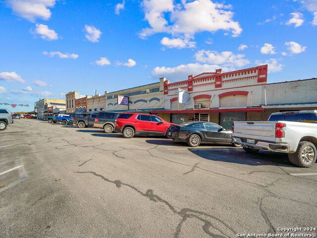 1006 C St Property Photo 21
