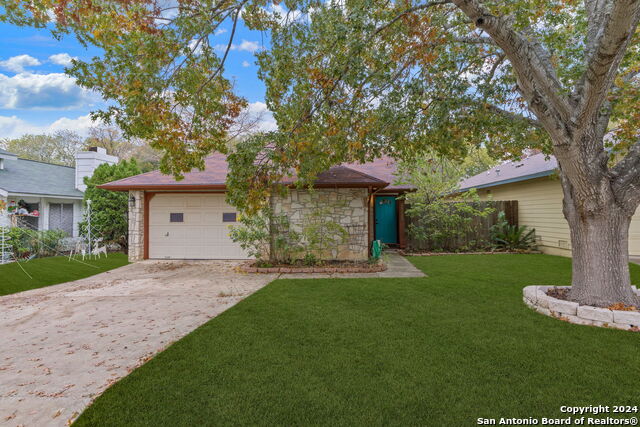 5523 Dashing Creek St Property Photo 1