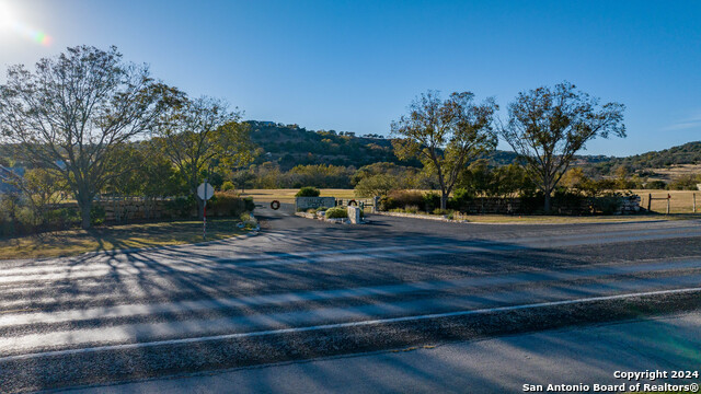259 Lookout Point N Property Photo 2