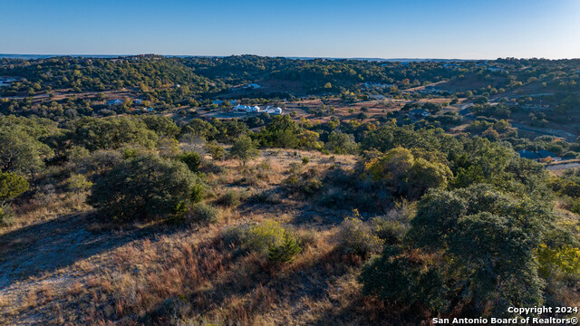 259 Lookout Point N Property Photo 7