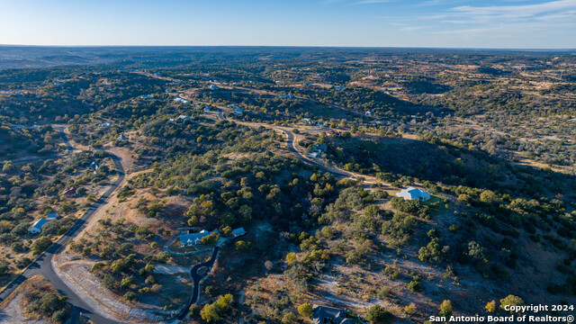 259 Lookout Point N Property Photo 12