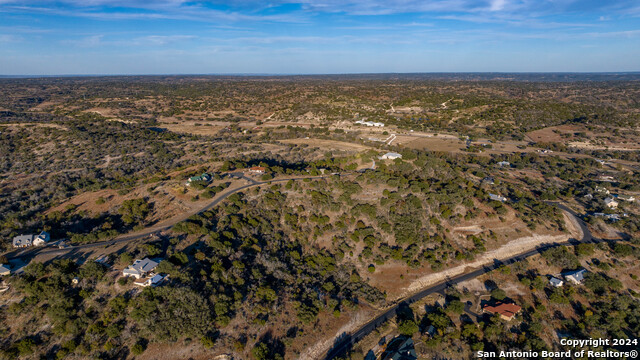 259 Lookout Point N Property Photo 13