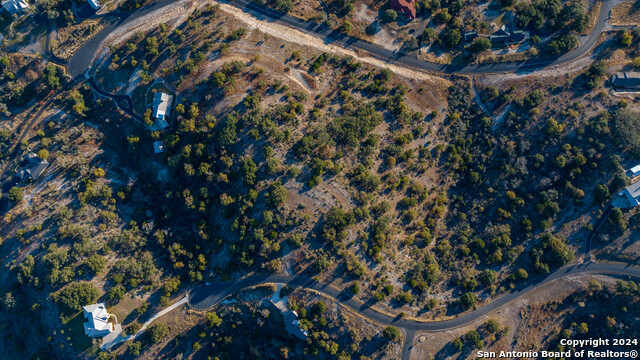 259 Lookout Point N Property Photo 17